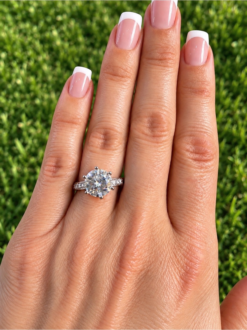 Sterling Silver Round Moissanite Engagement Style Ring size 5.75